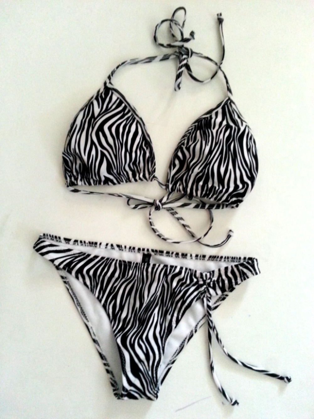 NWT Bebe 2b White Black Zebra Print Bra Swimsuit Bikini Top Bottom Set S Small